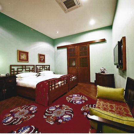 Hotel Indulgence Living Ipoh Esterno foto